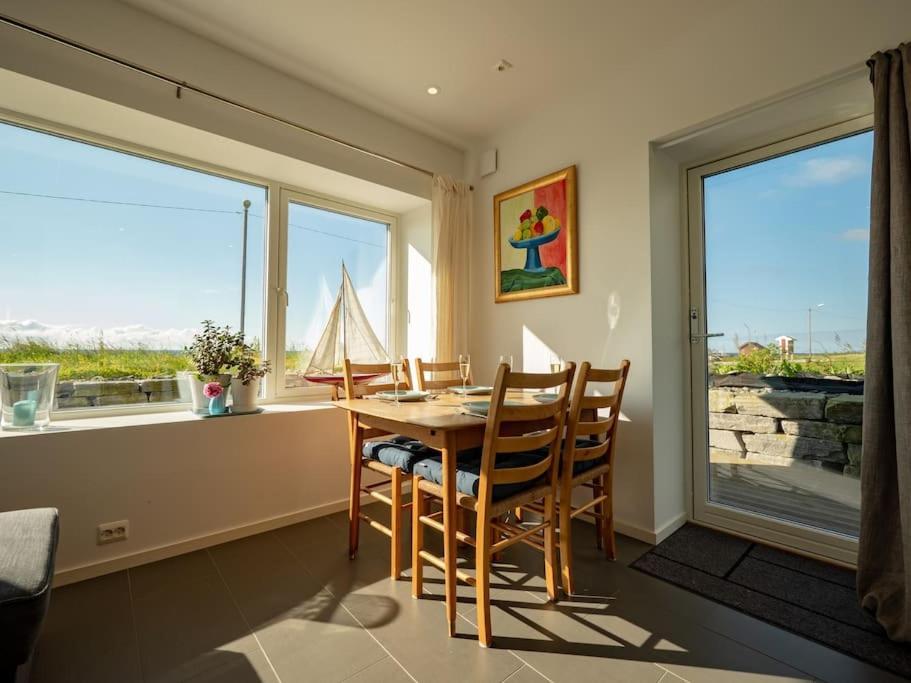 Beach Front Appartments In Design Eco-Villa Ulsteinvik Δωμάτιο φωτογραφία